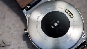 Ulasan Huawei Watch: Dilengkapi dengan monitor detak jantung
